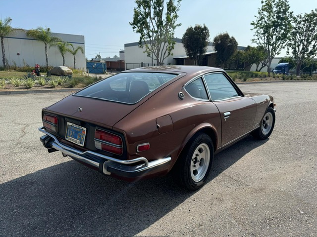 Datsun 240 z - 2.4 150ch marron 1973