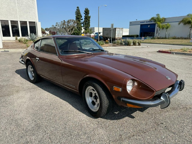 Datsun 240 z - 2.4 150ch marron 1973