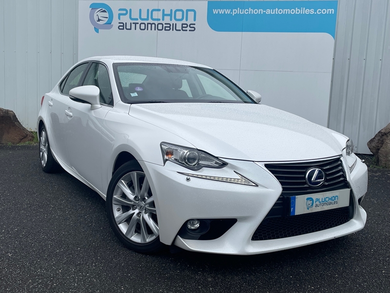 Lexus IS - 300h Business Line