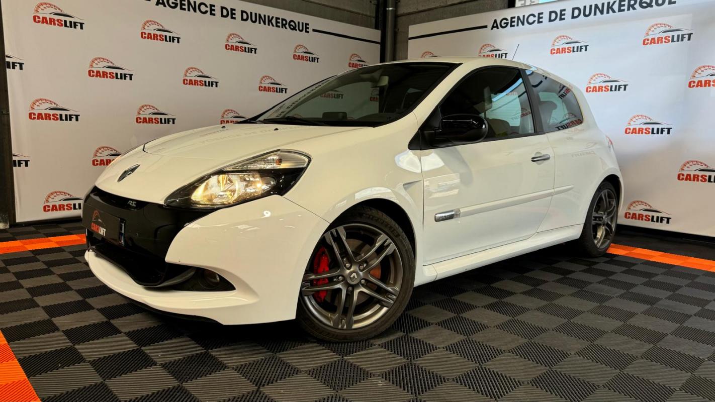 Renault Clio - RS CUP 2.0 16 V 200 CH - GARANTIE 6 MOIS